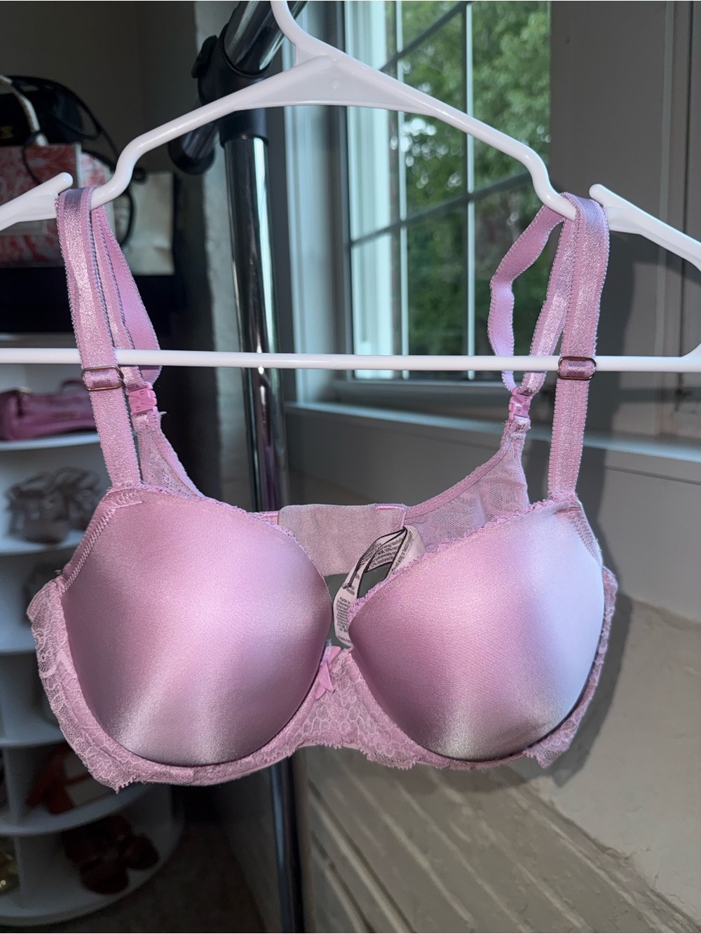 Victoria's Secret Light Pink Satin Lace Underwire Bra